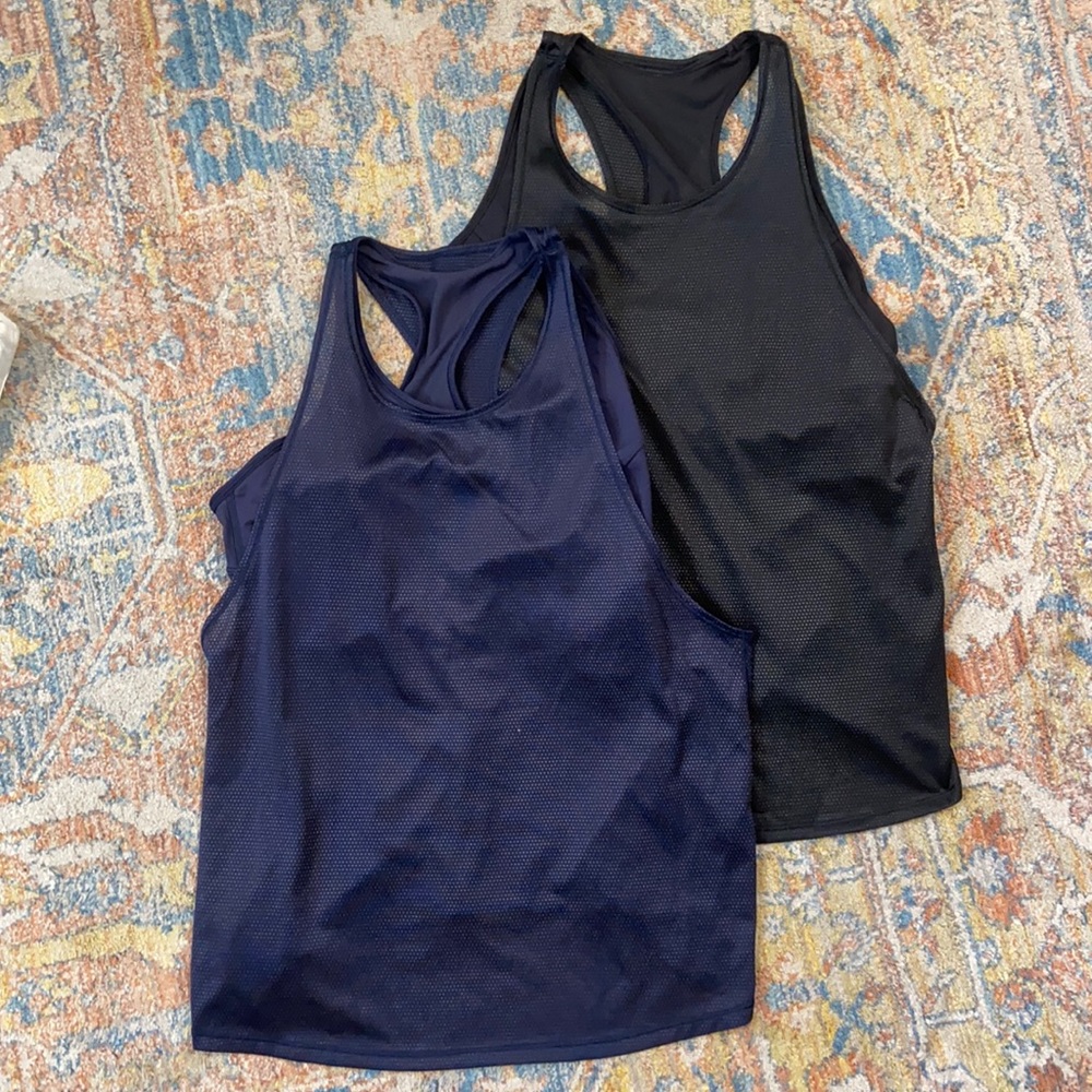 Lululemon size 6 bra & tank x2
